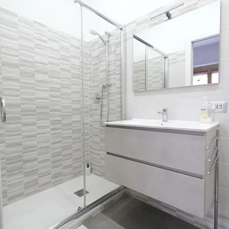 Piazza Tarquinia Penzion