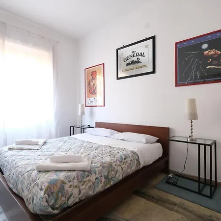 Piazza Tarquinia Penzion *