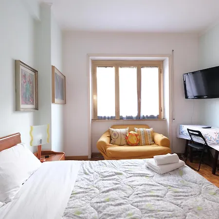 Piazza Tarquinia * Řím